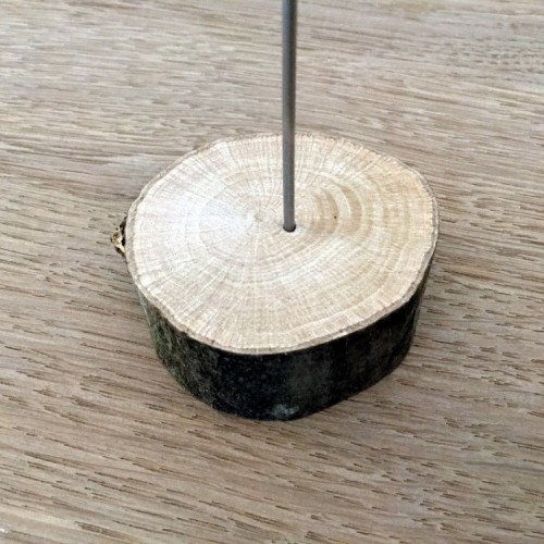 Porte-étiquette rondin avec écorce