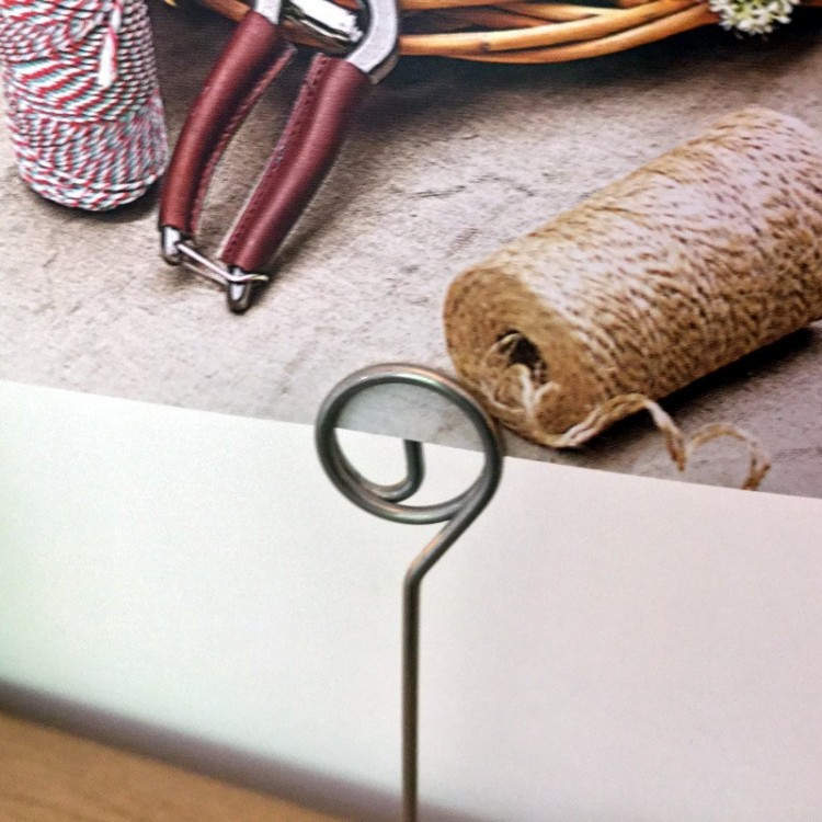 Porte-étiquette rondin avec écorce