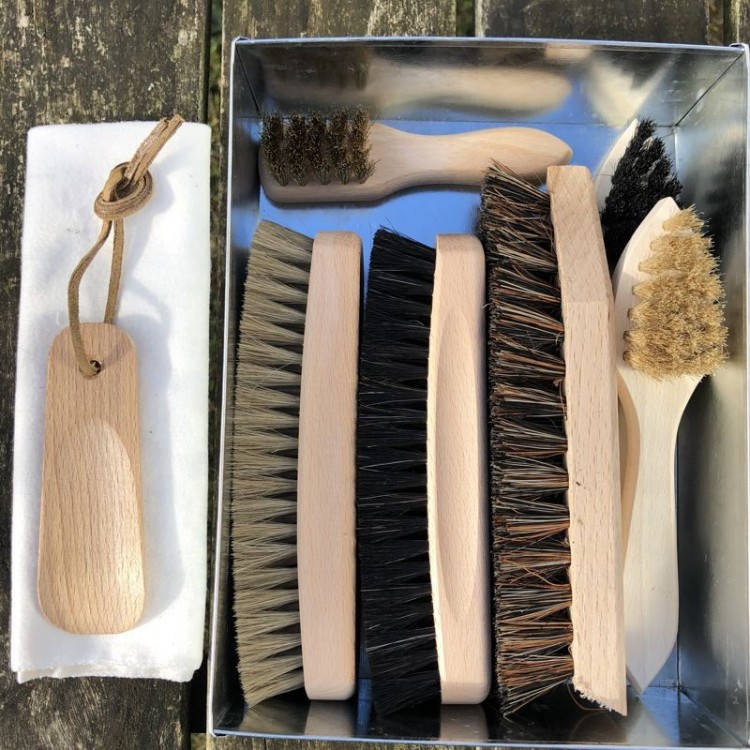 Kit d'entretien pour chaussures 