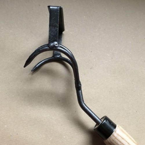 griffe-ratissoir-manche-rallonge