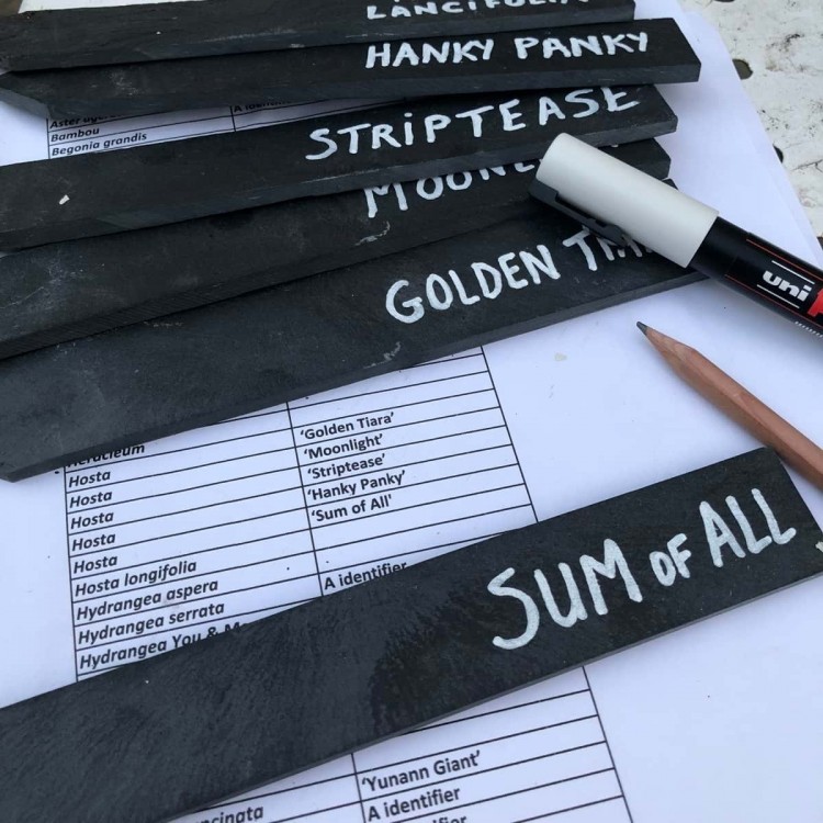 signet de jardin en ardoise