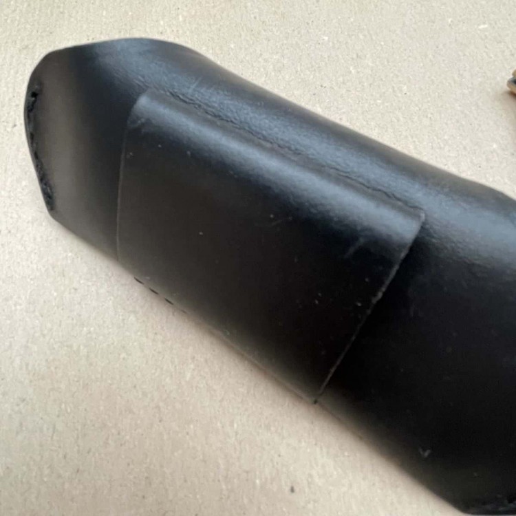 Etui Porte-Couteau en cuir