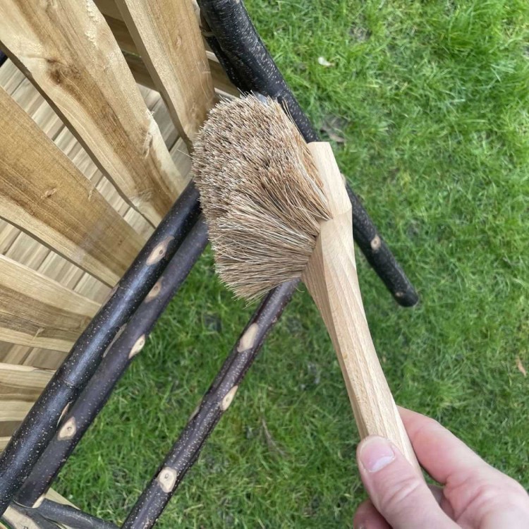 Brosse à Meubles de Jardin