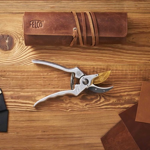 Sécateur FELCO 2 80e Anniversaire – Édition Limitée F-GOLD Sécateur FELCO 2 80e Anniversaire – Édition Limitée F-GOLD