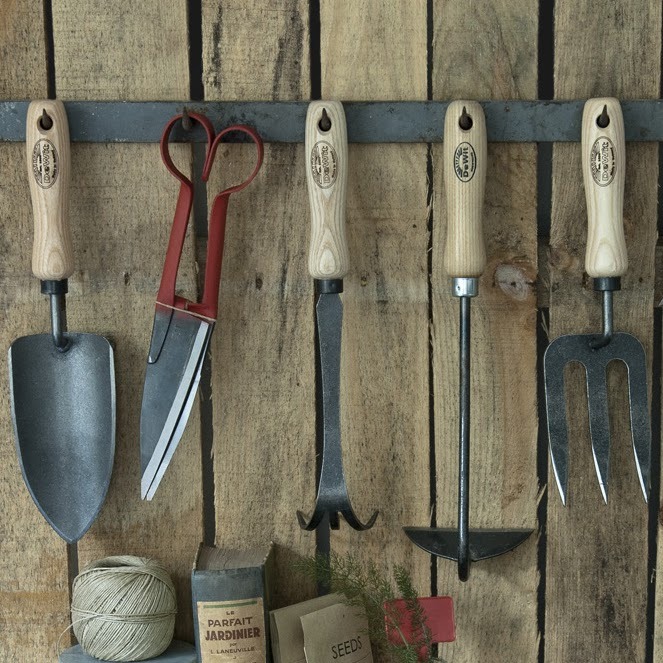 Comment entretenir les lames de ses outils de jardin ?